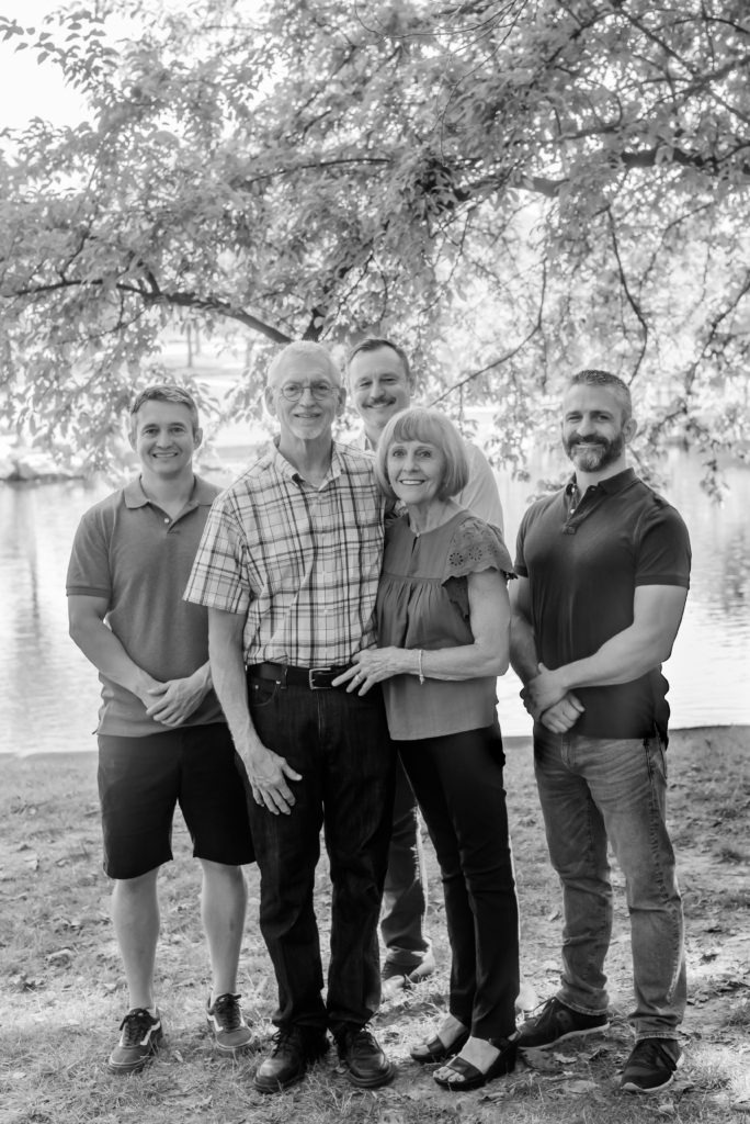 Extended Family Photographer