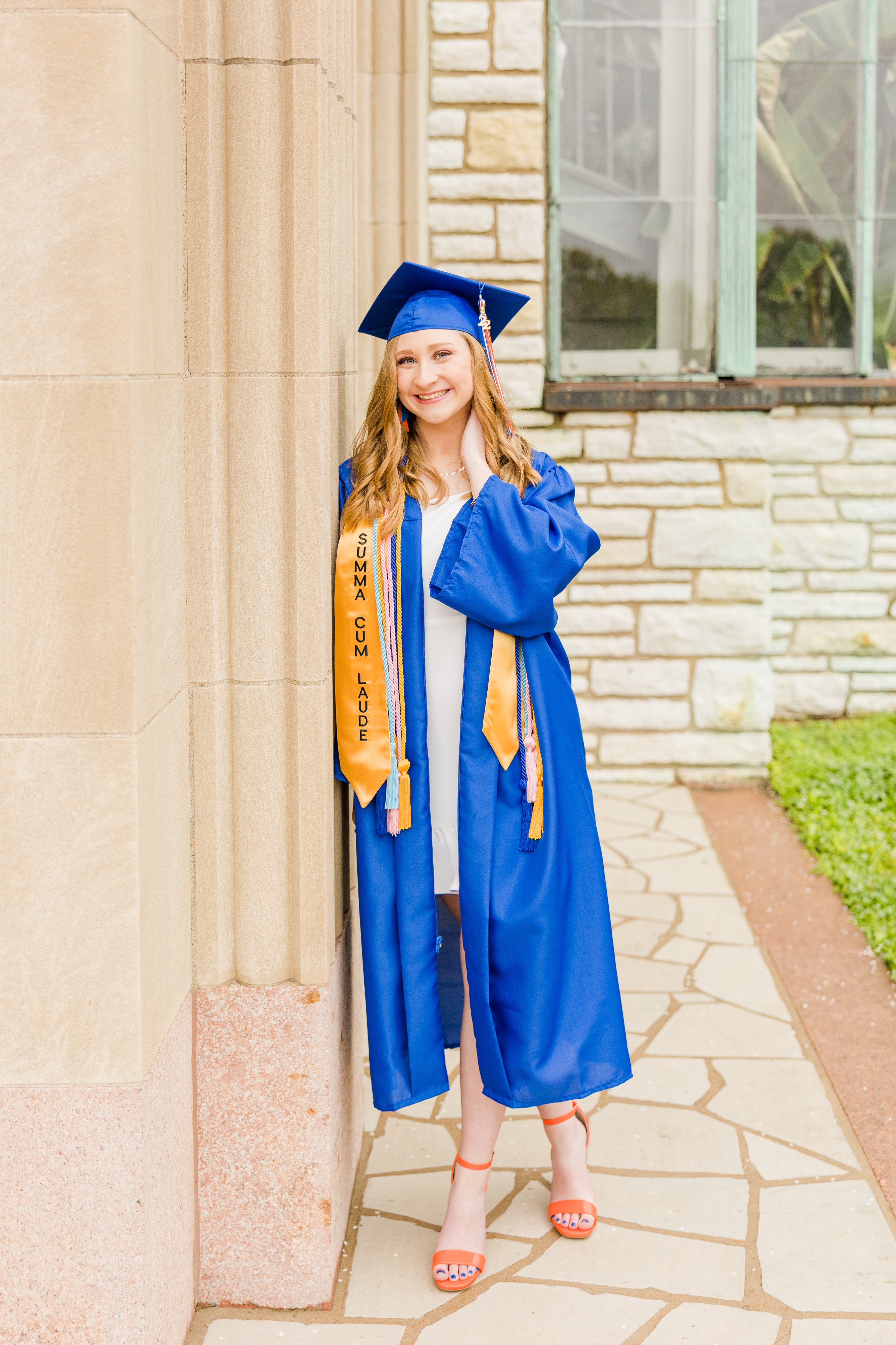 cap and gown photos st. Charles mo