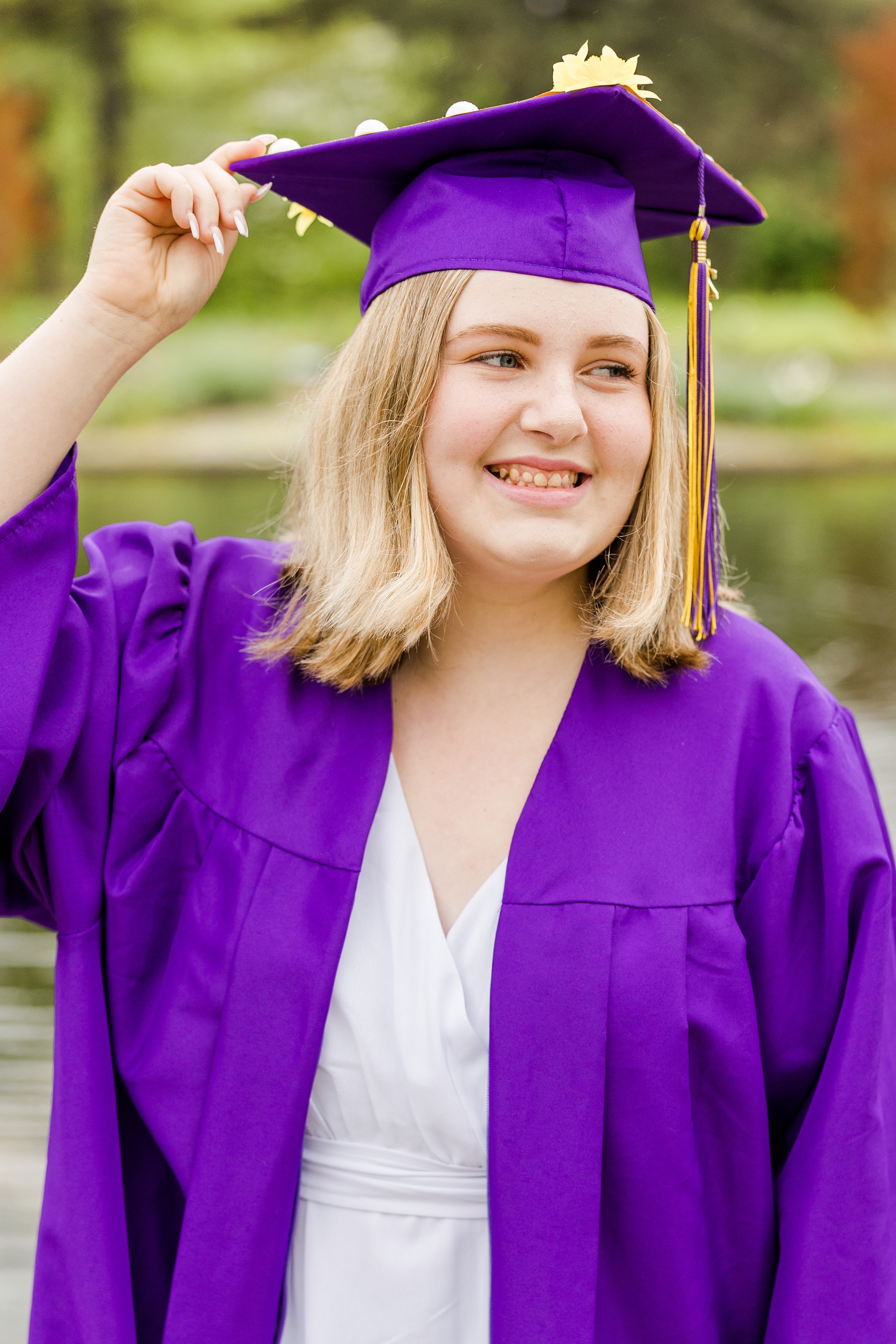 cap and gown photographer