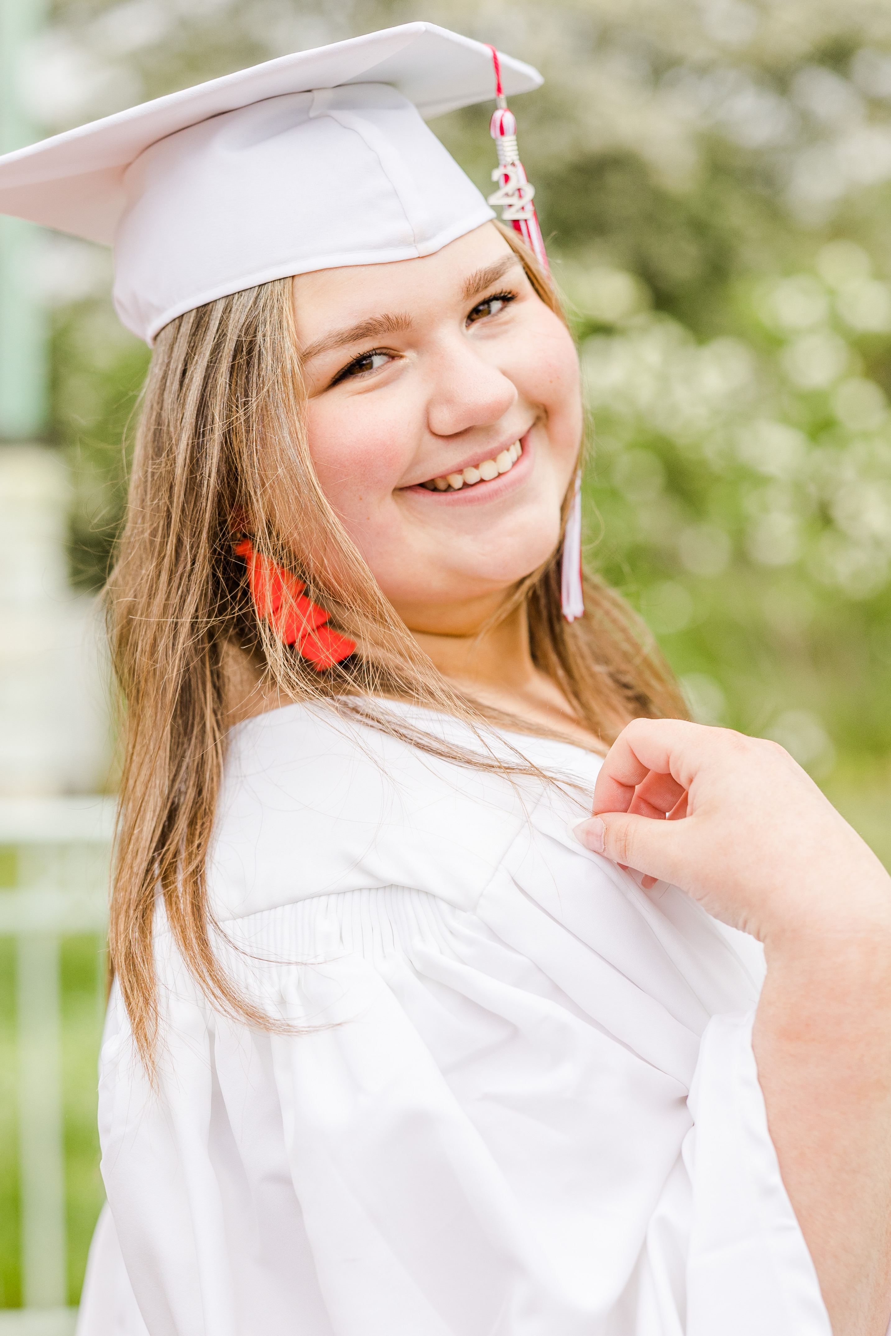 cap and gown senior photos St. Louis mo