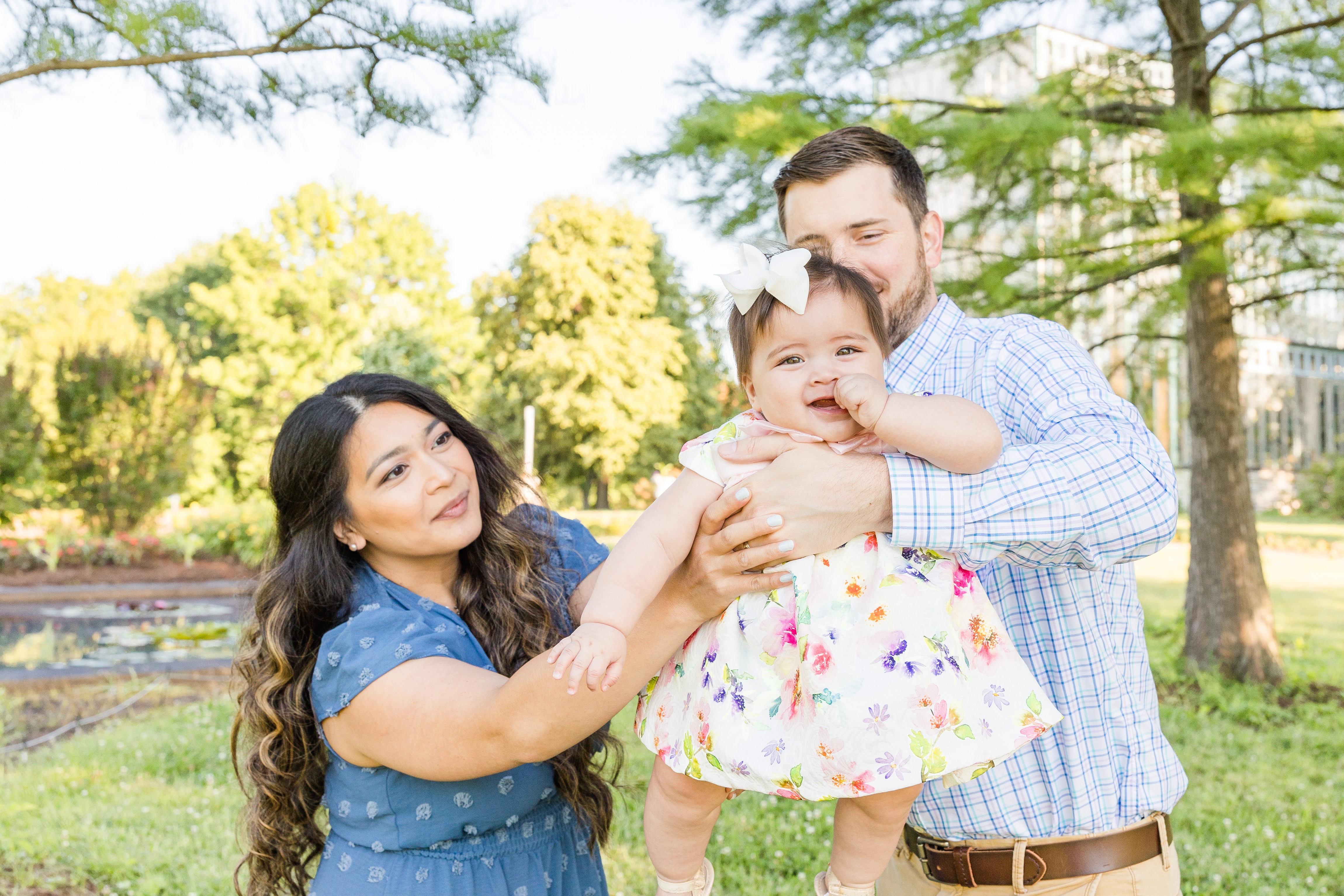 family photos at the Jewel Box in Forest Park