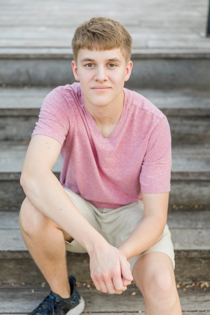 senior photos on Main Street St. Charles