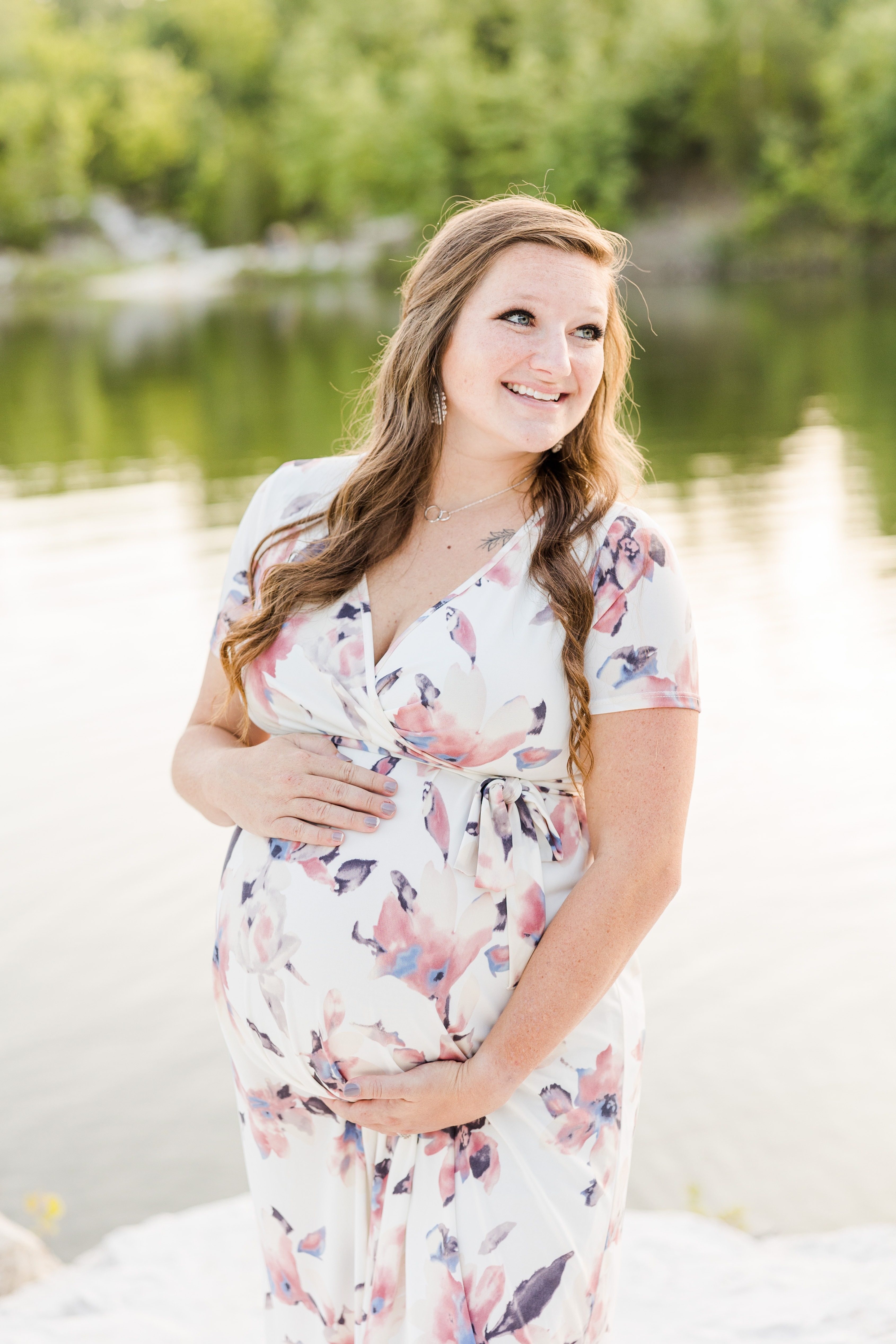 summer maternity photos