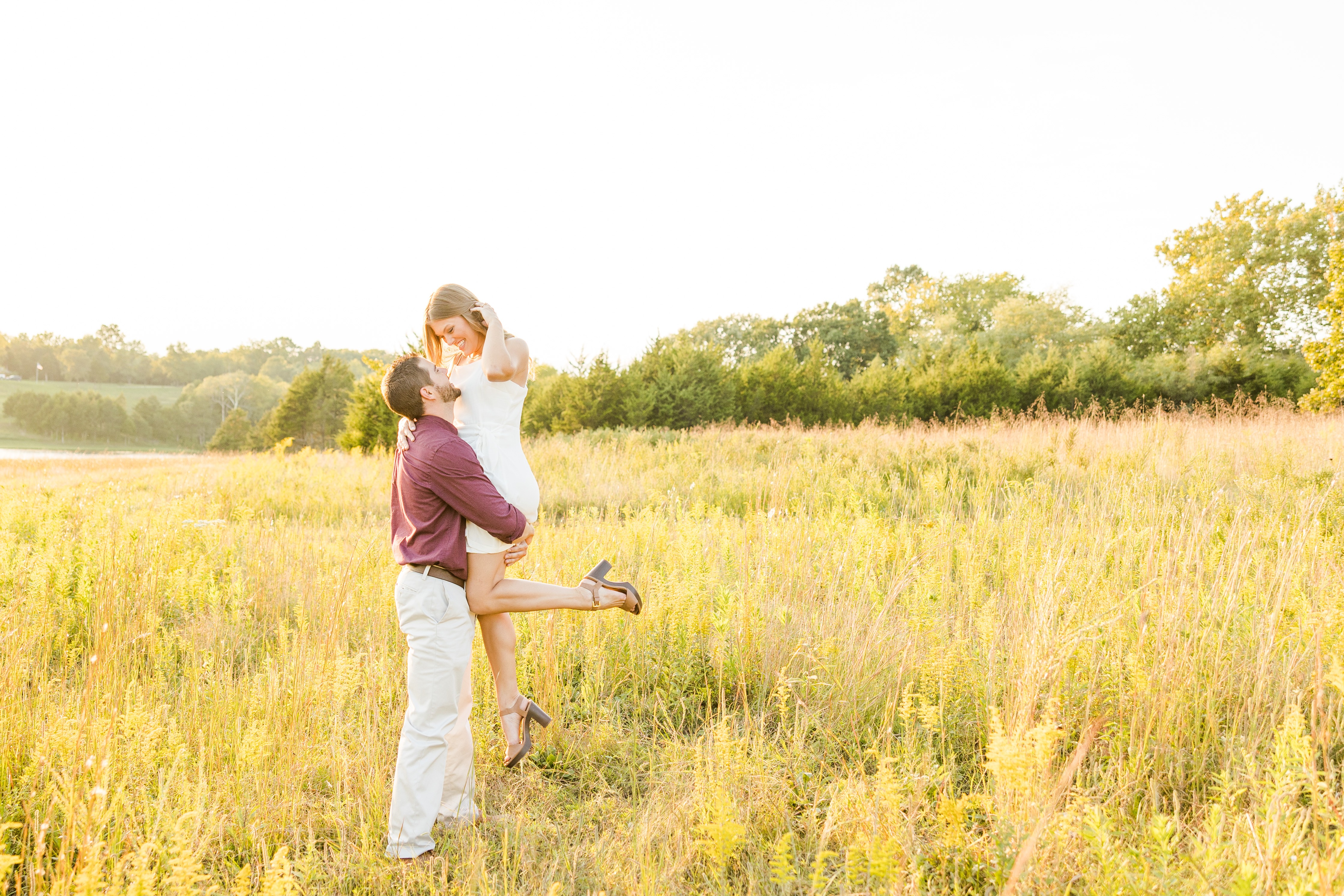 St. Charles engagement photographer; field engagement session