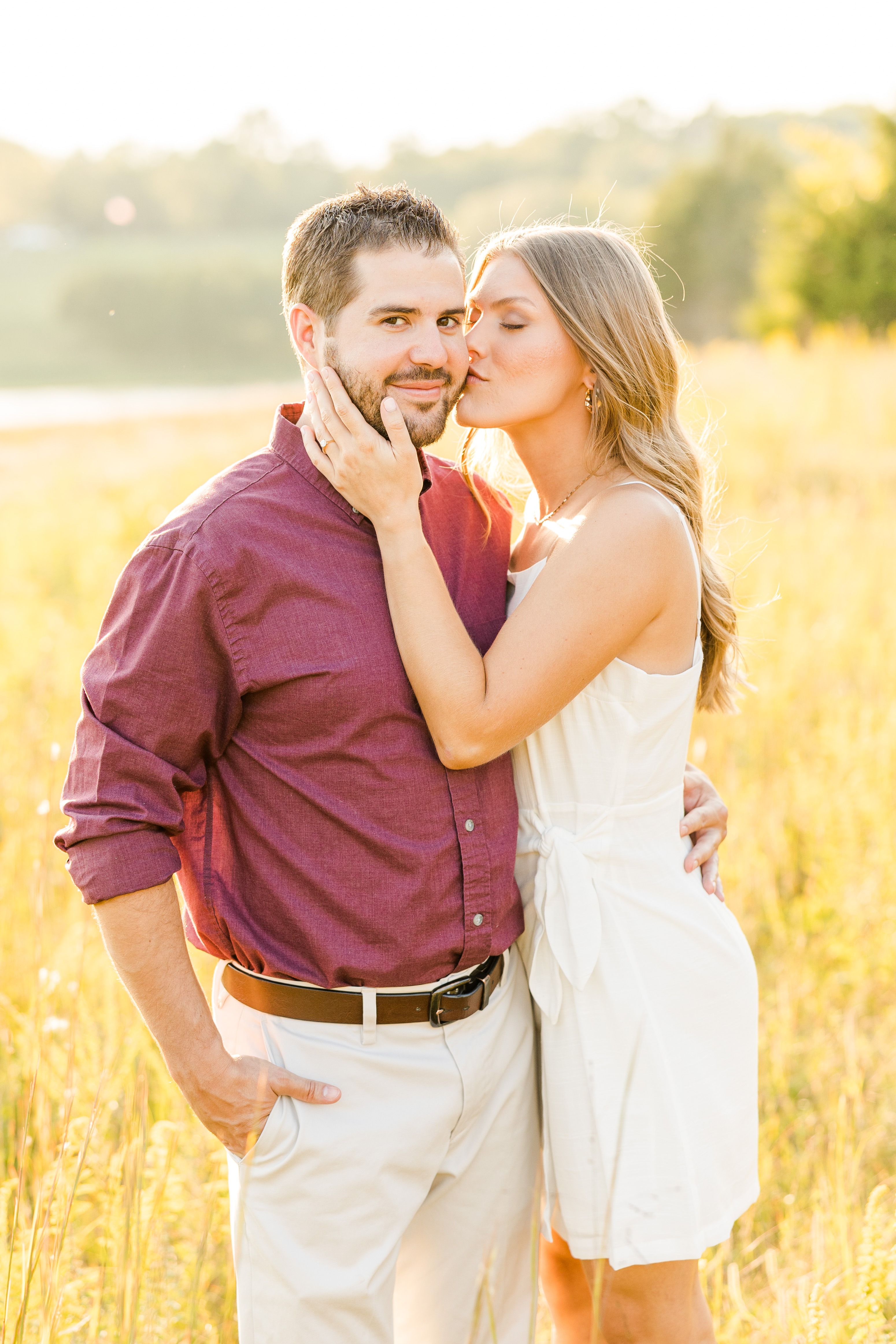 St. Charles engagement photographer; field engagement session