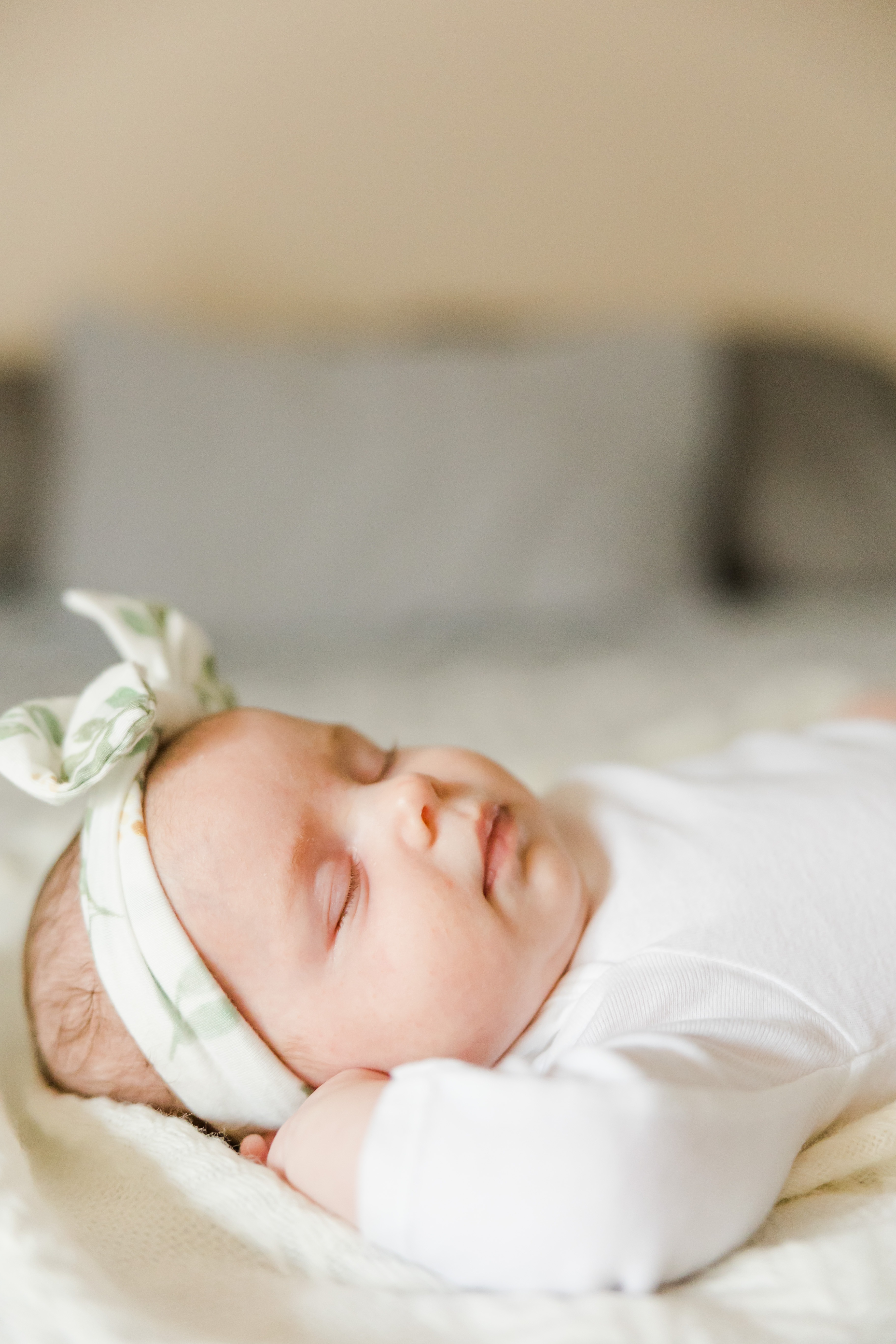 lifestyle newborn photographer