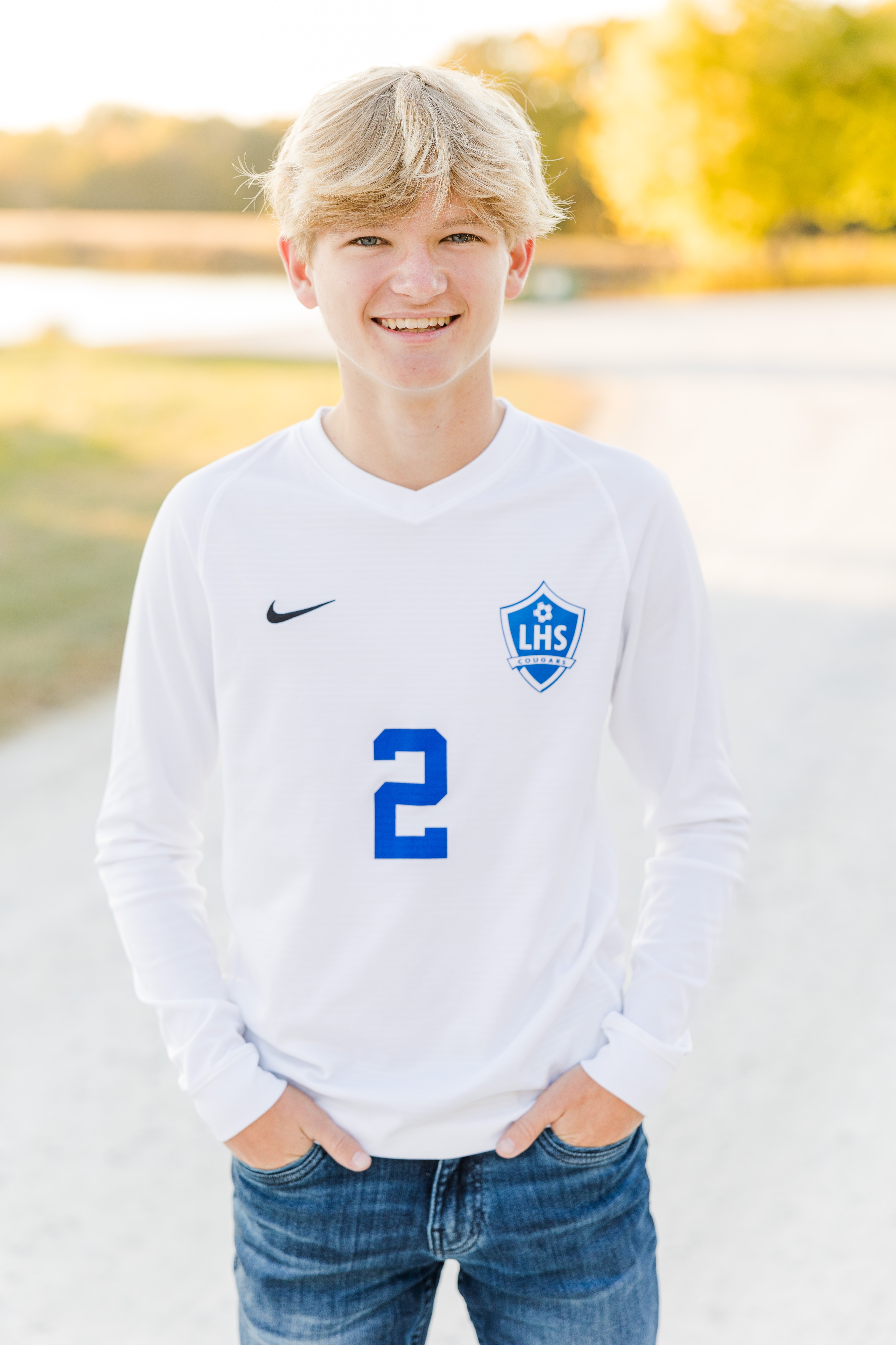 sports senior photos soccer