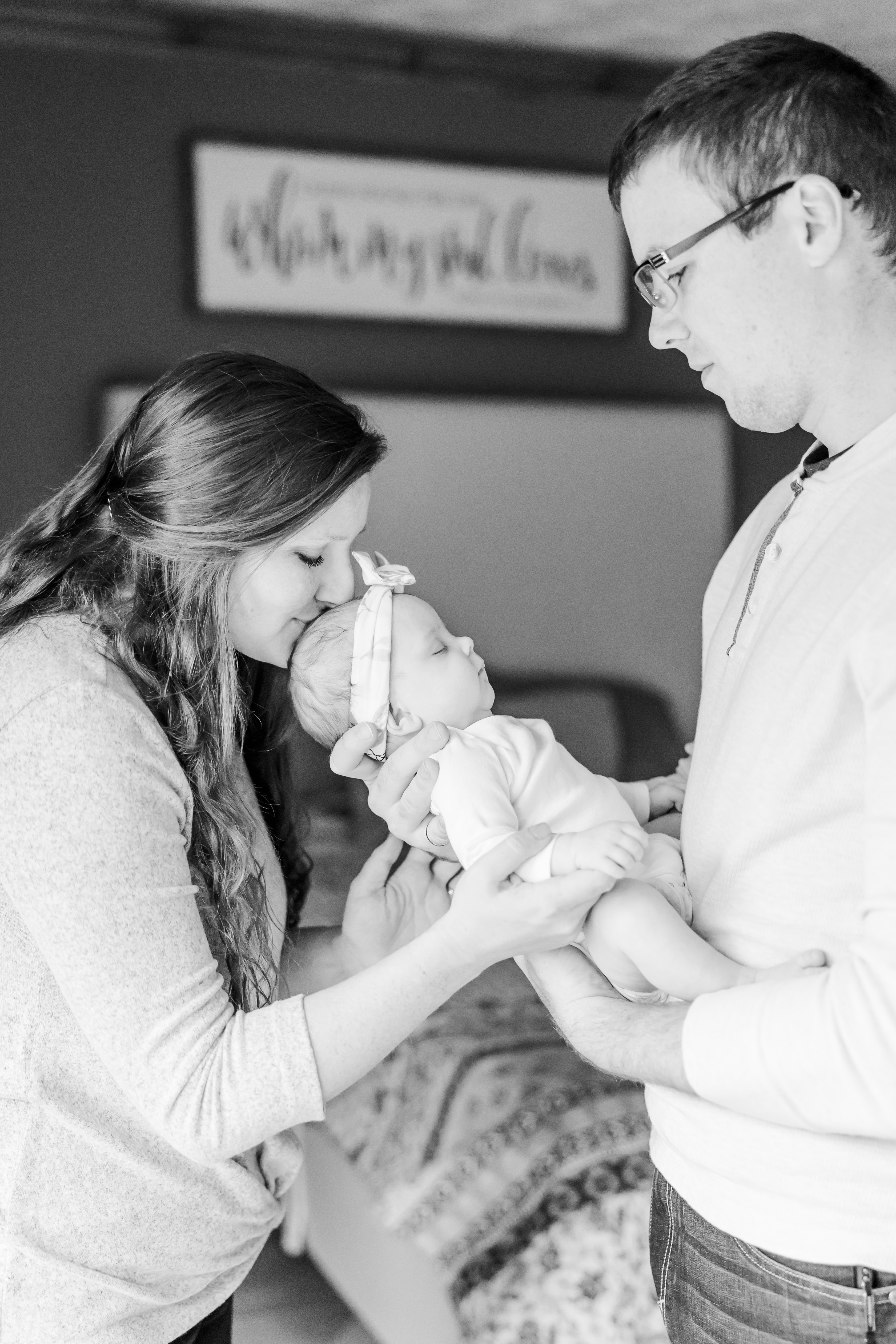 lifestyle newborn photographer