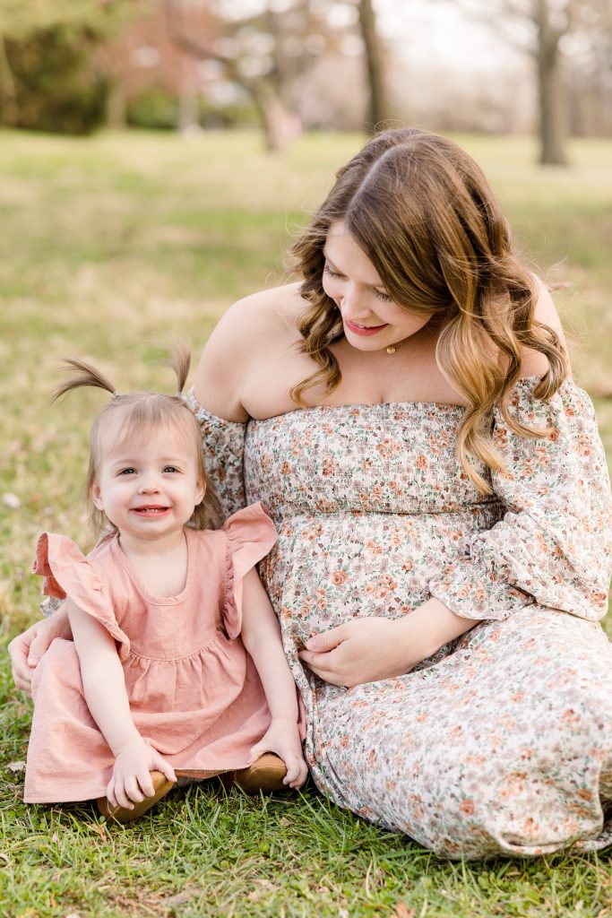 St. Charles maternity photographer